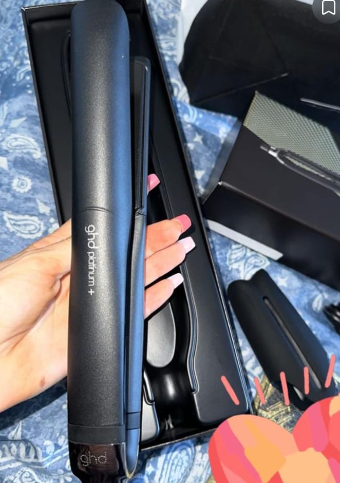 Customer photo review of GHD CHRONOS MAX FLAT IRON (2 INCH PLATE) WHITE