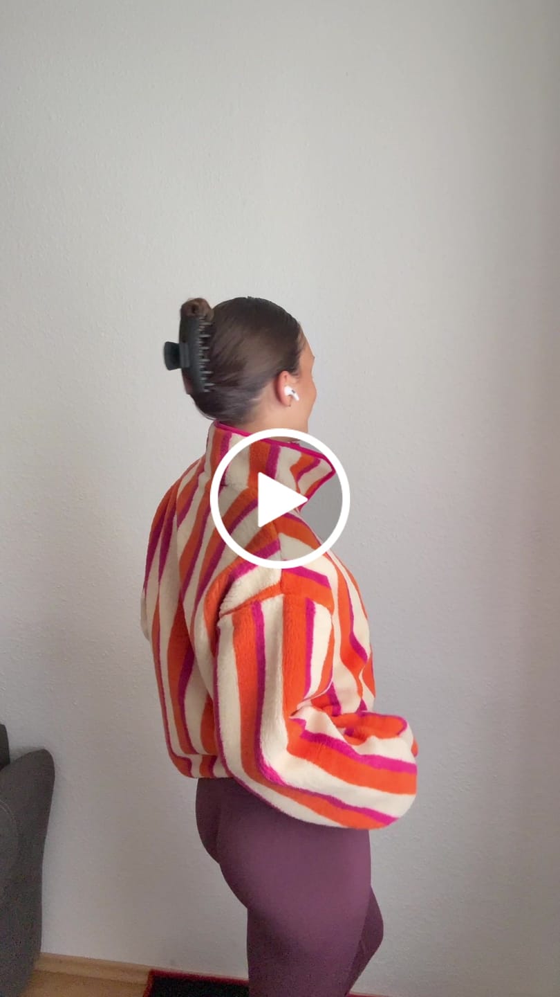 Customer video review of Fleecejacke