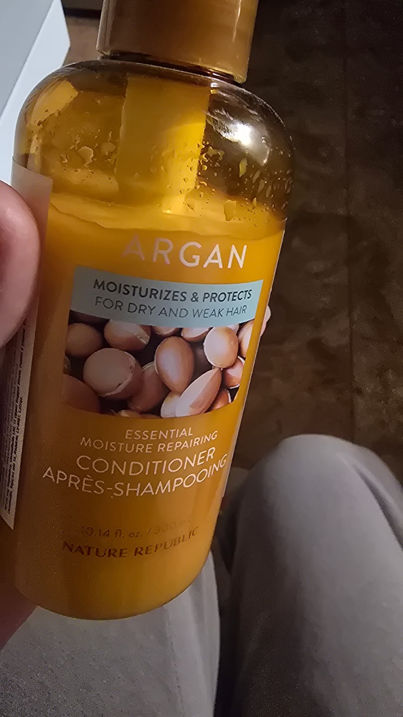 Customer photo review of Mitrinošs matu kondicionieris Nature Republic Argan Essential Moisture Repairing Conditioner