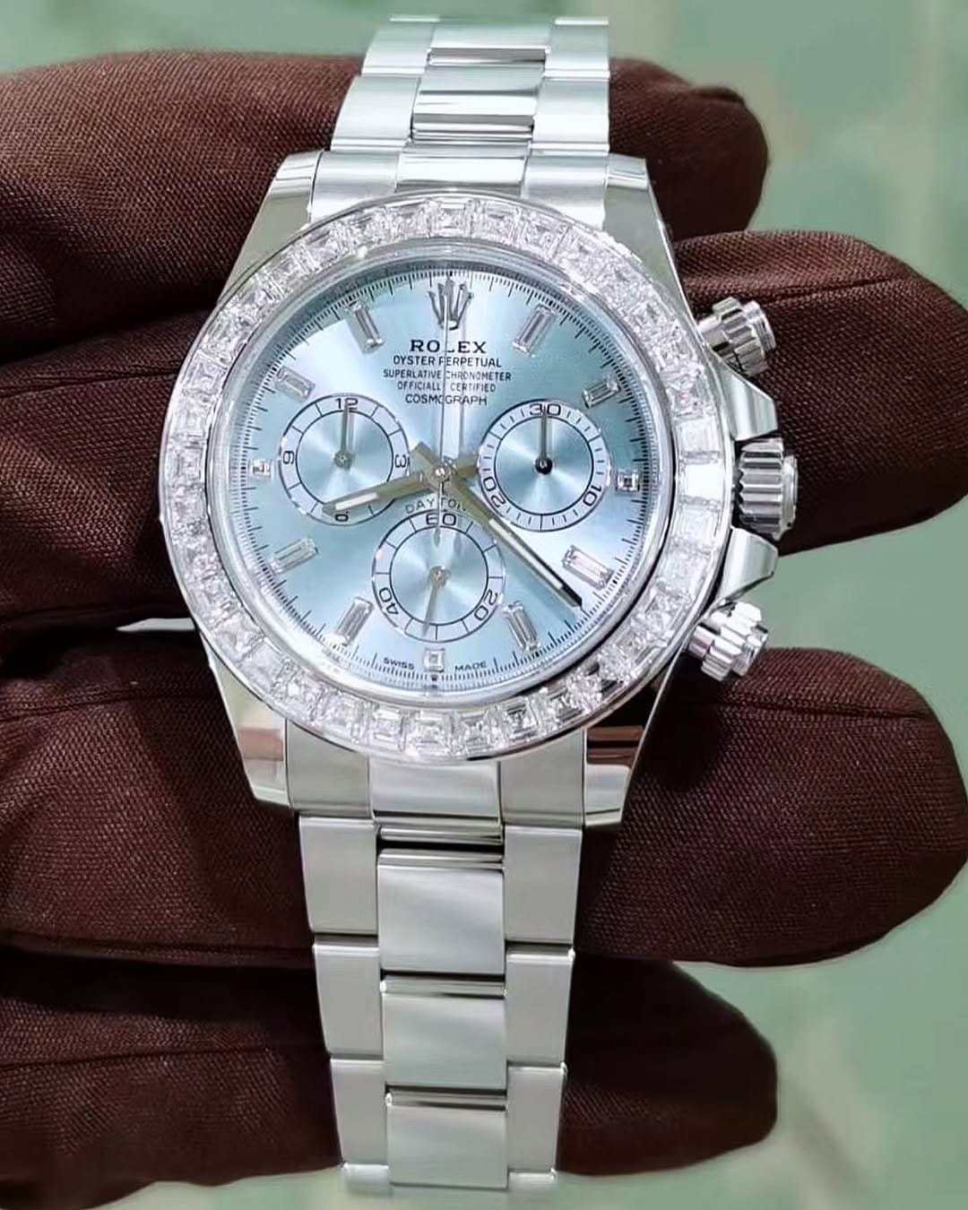 Customer photo review of Daytona 126576TBR Platinum Ice Blue Diamond Dial Diamond Bezel