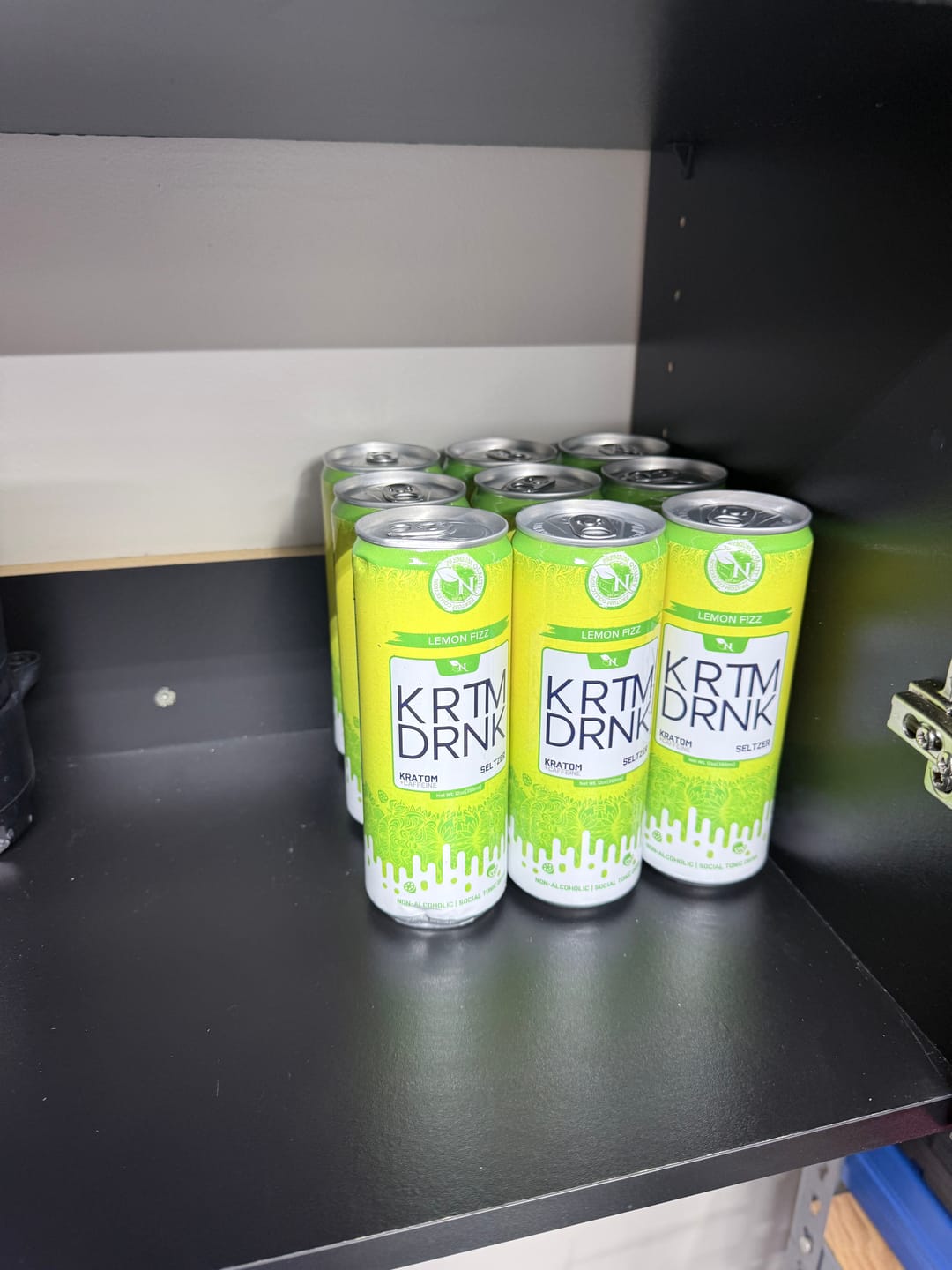 Customer photo review of KRATOM BEVERAGE - LEMON FIZZ - 130MG - 4 PACK