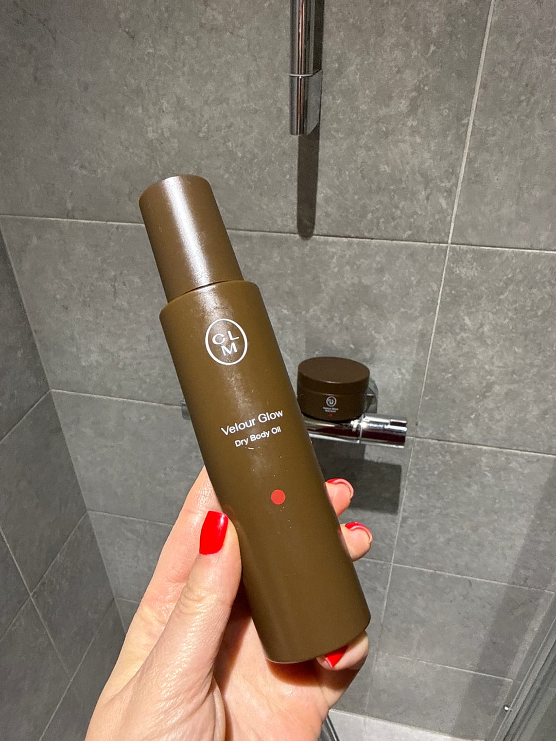 Customer photo review of Velour Glow sausas kūno aliejus 150ml