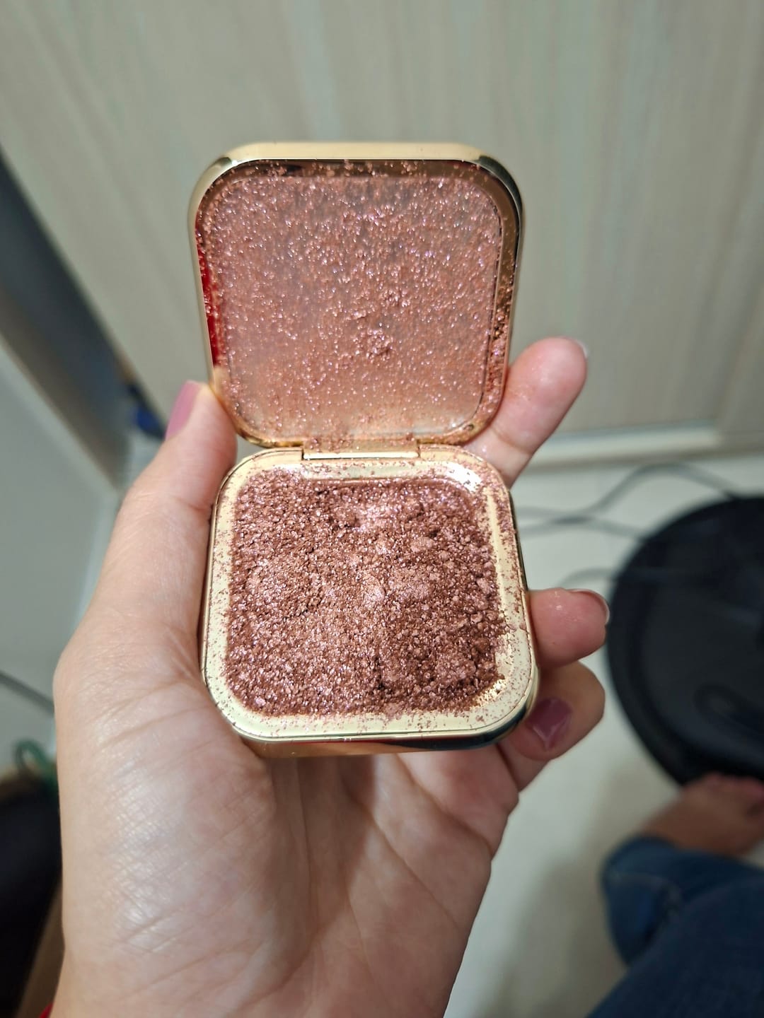 Customer photo review of ILUMINADOR COMPACTO 1ST SCENE
