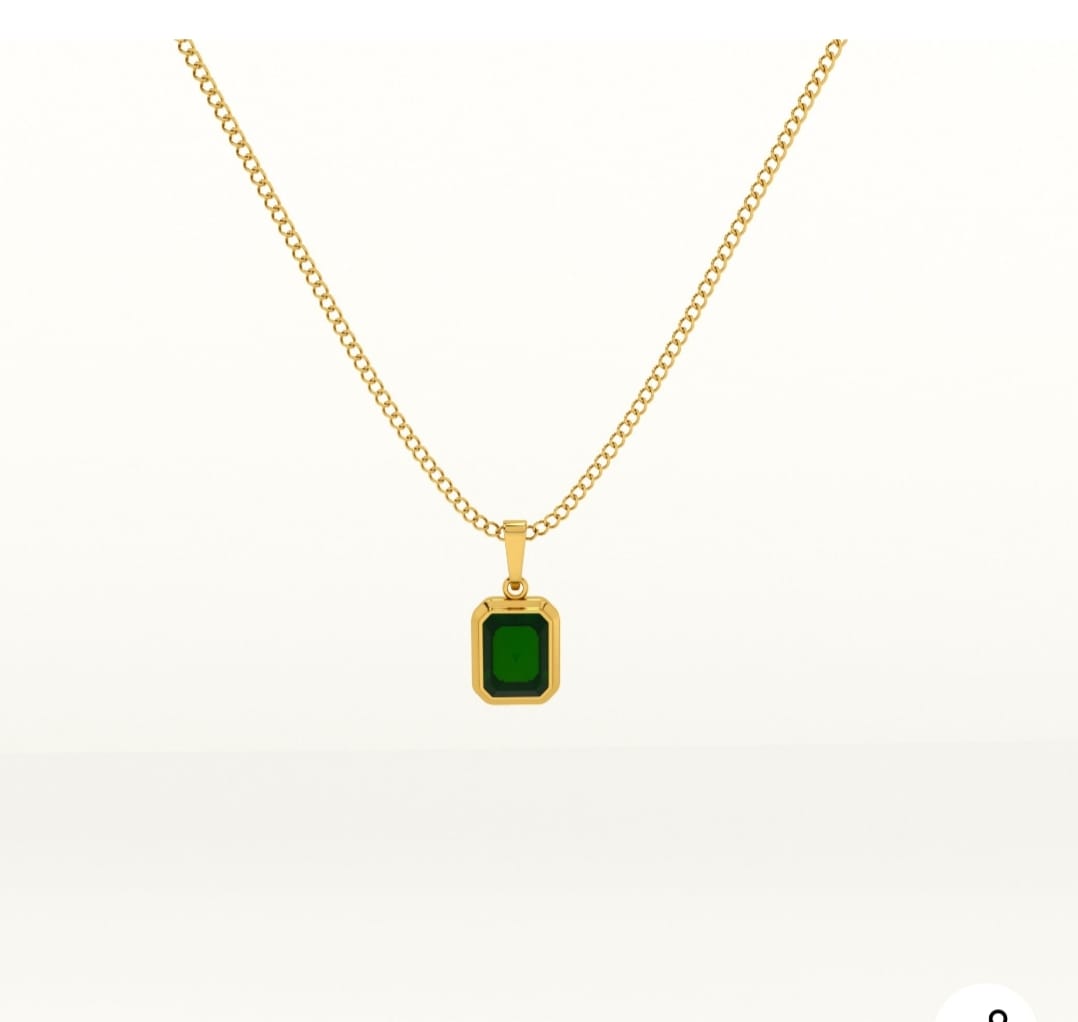 Customer photo review of Classic Emerald Necklace