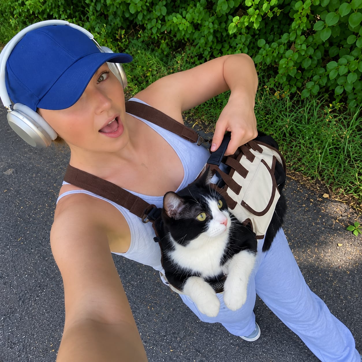 Customer photo review of Pawsy®Multifunctional Backpack with Strap™
