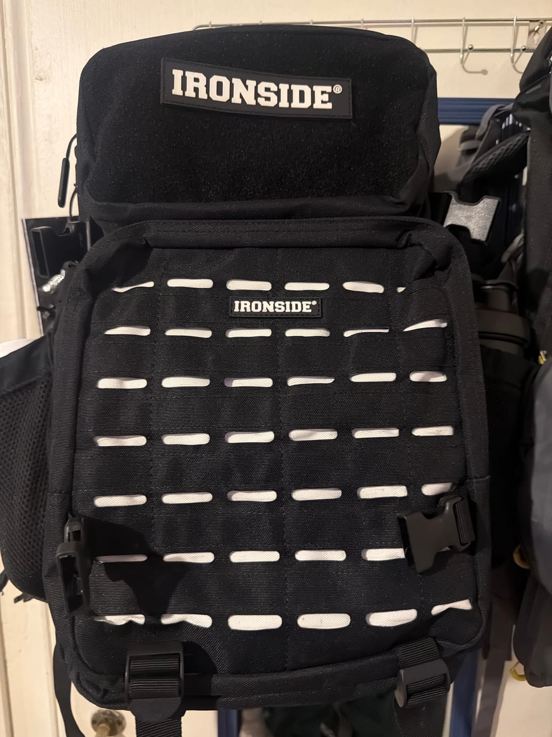 Customer photo review of Mochila IRONSIDE