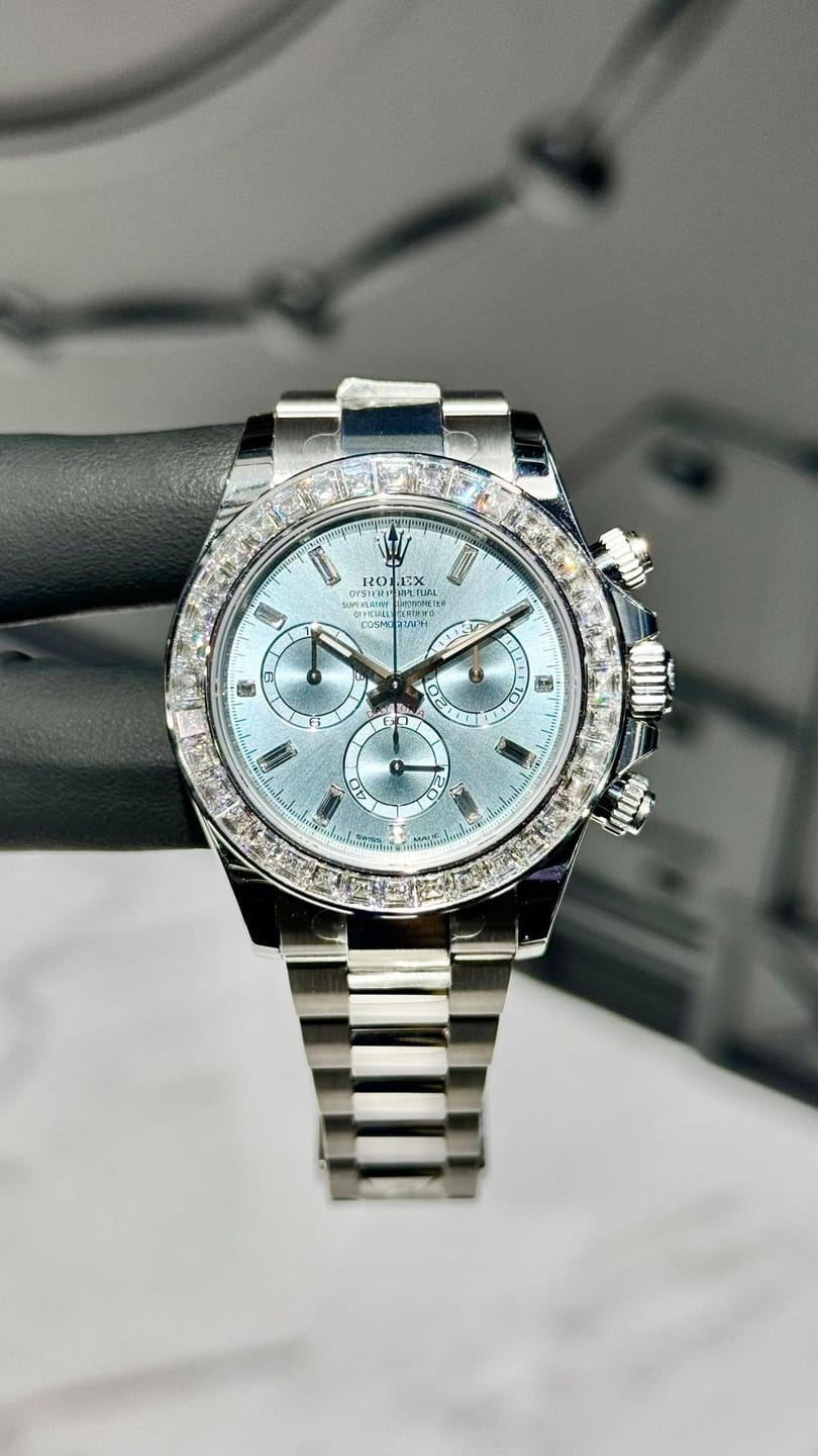 Customer photo review of Daytona 126576TBR Platinum Ice Blue Diamond Dial Diamond Bezel