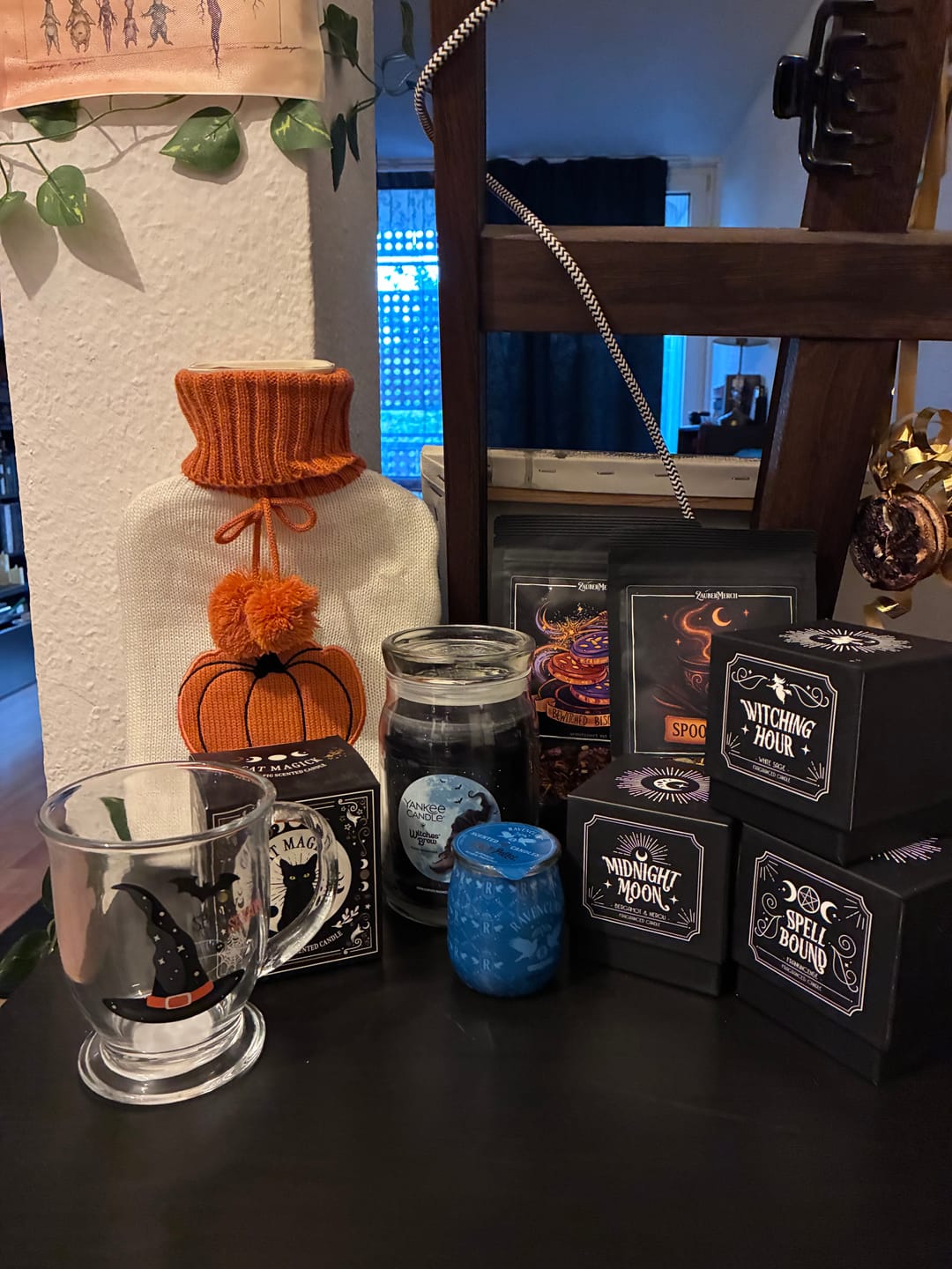 Customer photo review of Yankee Candle Witches Brew Große Duftkerze Halloween Vibe
