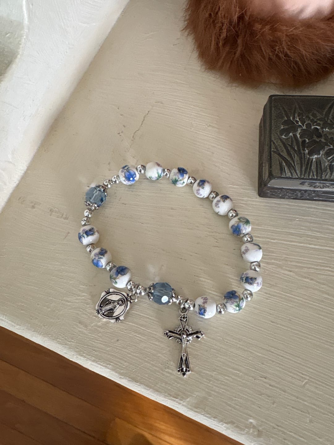 Customer photo review of FREE Today: Multi-color Floral Ceramic Stretch Bracelet with Miraculous Medal & Crucifix: Subtle Faith Elegance