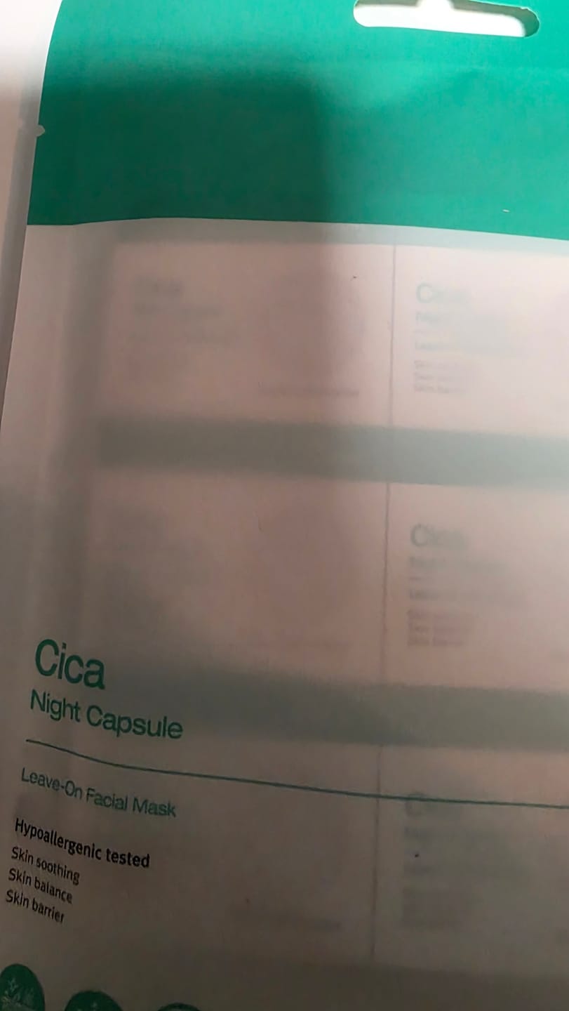 Customer photo review of The Potions Cica Night Capsule Nattmaske (2mlX6stk) - Gir fuktighetsboost og reduserer aldringstegn