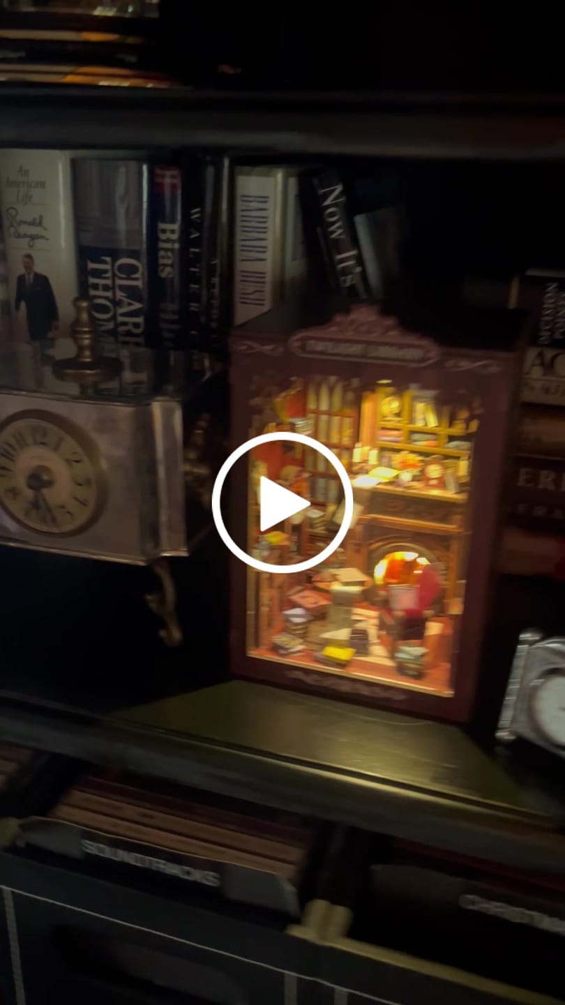 Customer video review of The Twilight Library