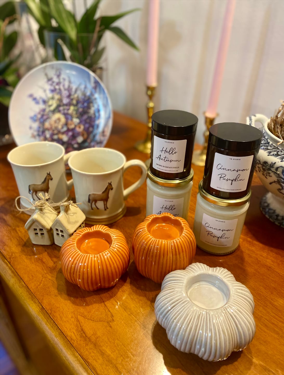 Customer photo review of Orange Pumpkins Tealight Holders Duo