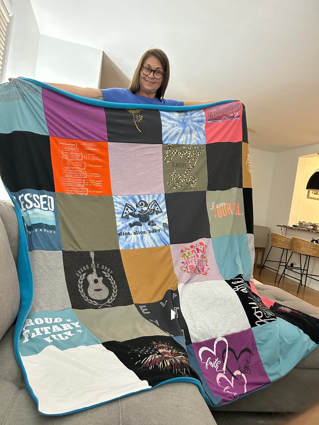 Customer photo review of Project Repat T-Shirt Quilt
