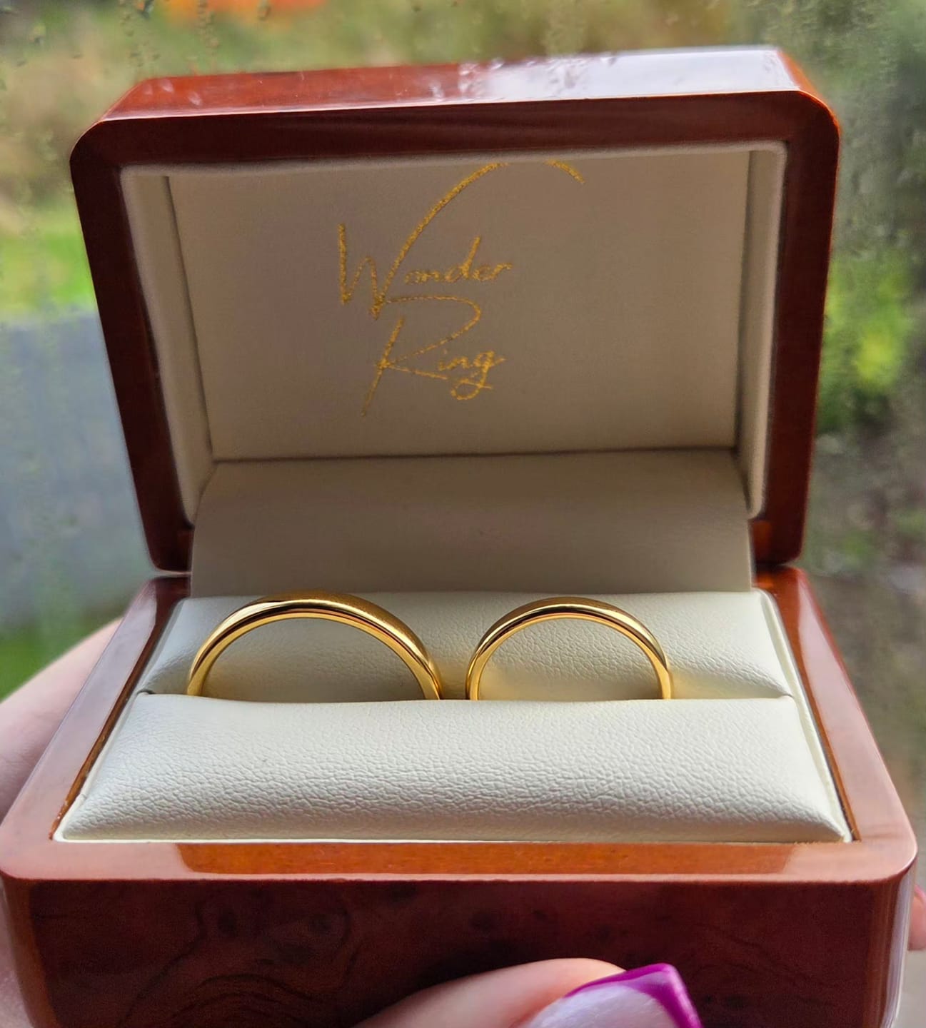 Customer photo review of Gold Wonder Ring Set