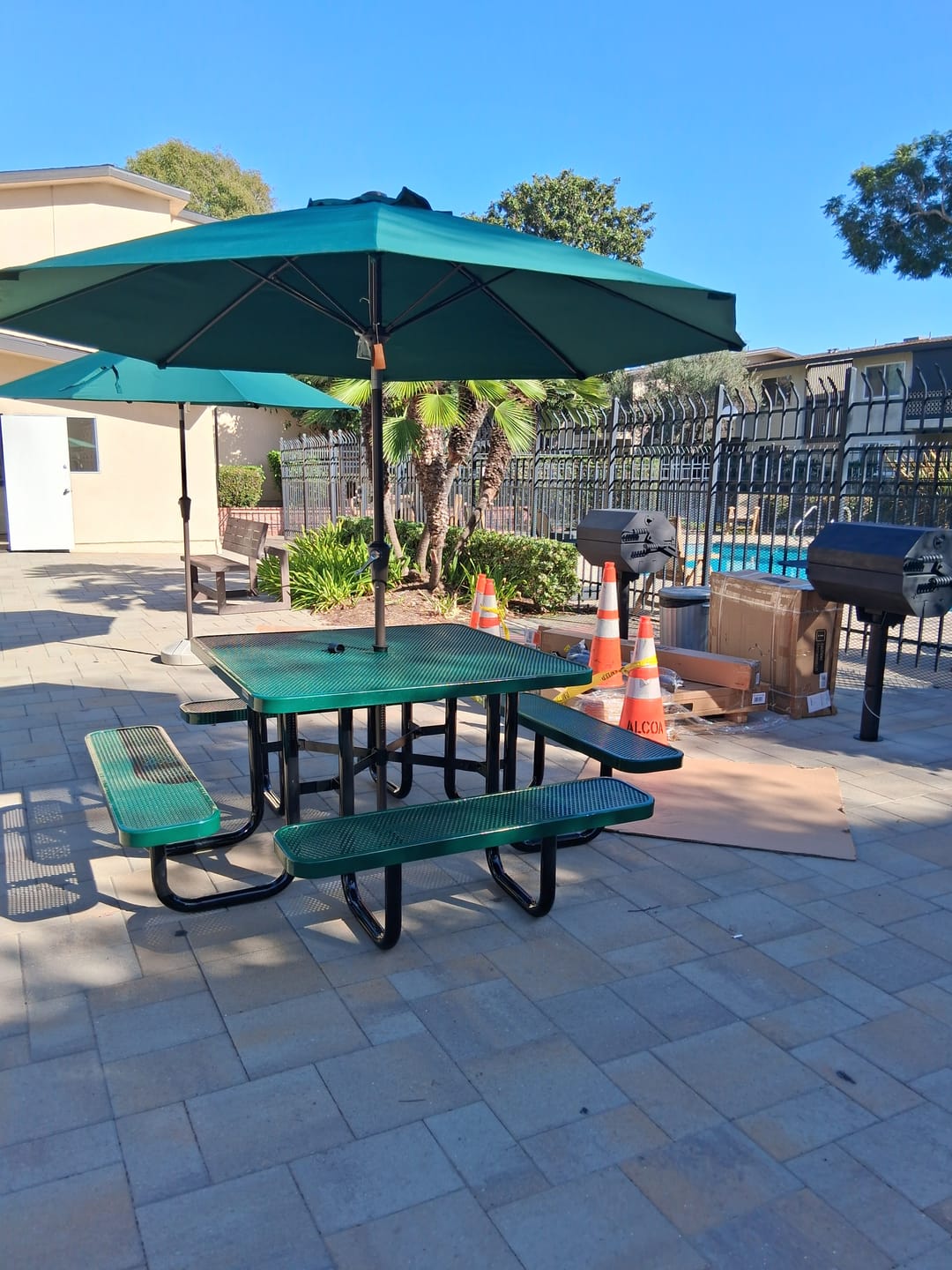 Customer photo review of ABCCANOPY 9FT Patio Umbrella Outdoor Table Umbrella 8 Ribs OLEFIN 5-Year No Fading