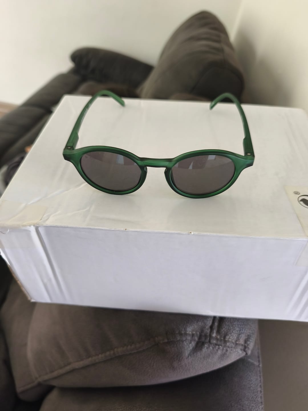 Customer photo review of Anteojos de sol Liam Dark Green