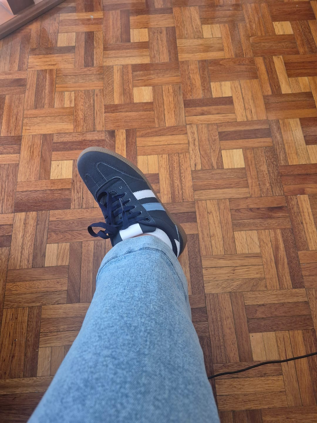 Customer photo review of UTAH Azul Marino con Celeste y Blanco