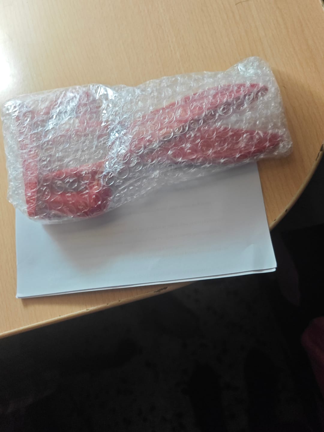 Customer photo review of Vela Tijera Roja para Cortar Lazos Energéticos