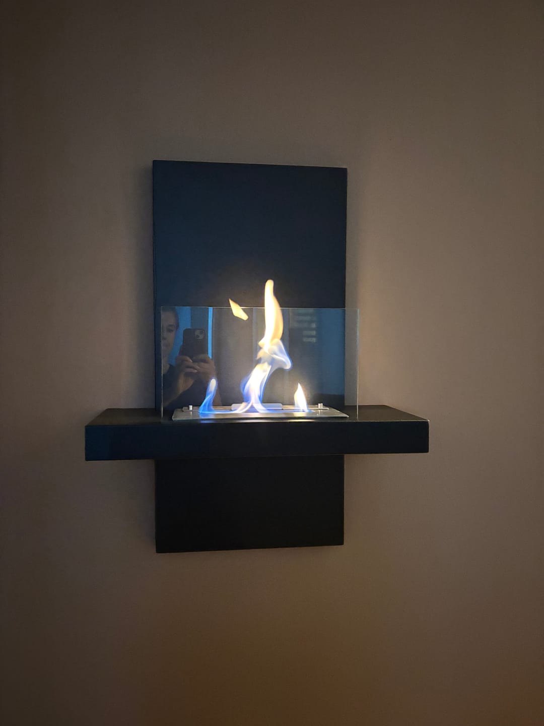 Customer photo review of Bioethanol Wandkamin - ALIANO