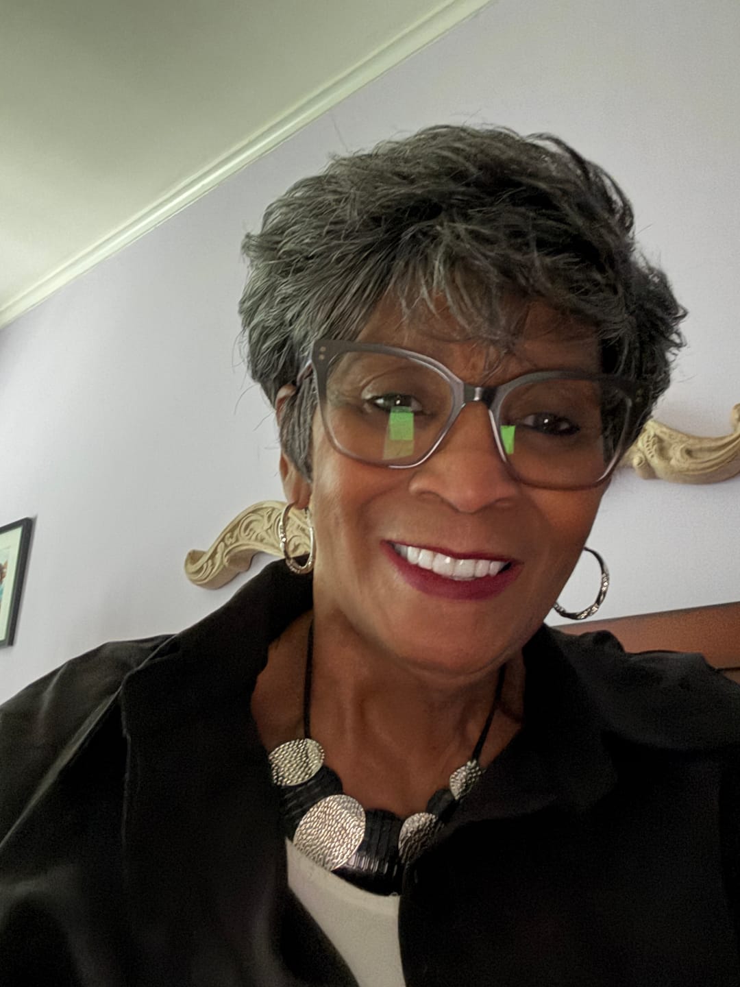 Customer photo review of Vanessa Fashion Full Wig - CALI