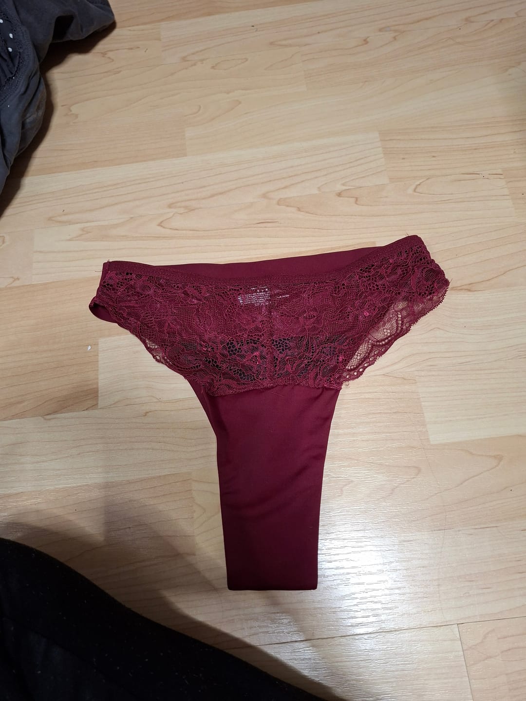 Customer photo review of Rose burgund - Periodenslip mit klassischer Spitze