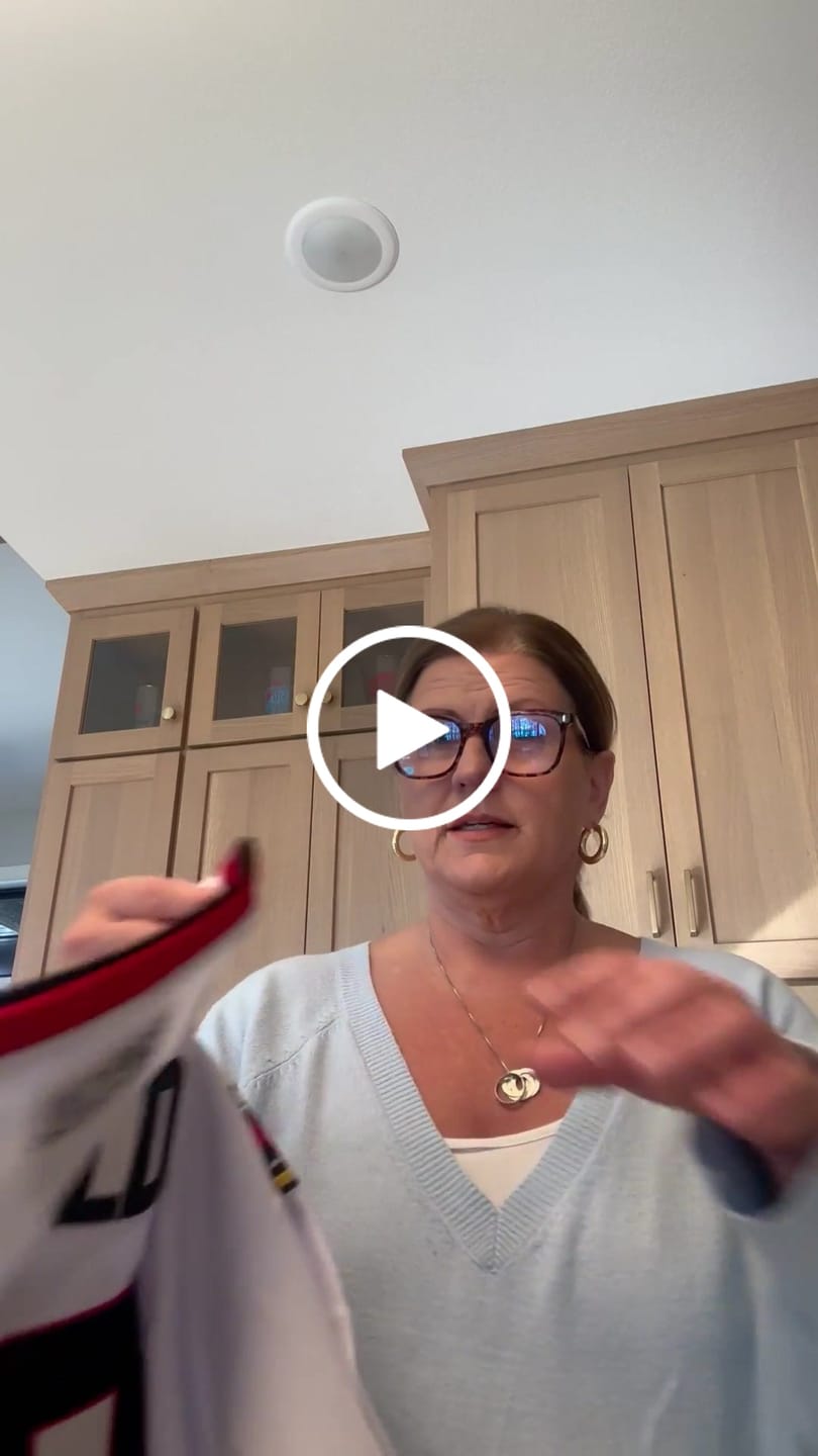 Customer video review of Eway Clark Griswold #00 Christmas Vacation Hockey Jersey (White)