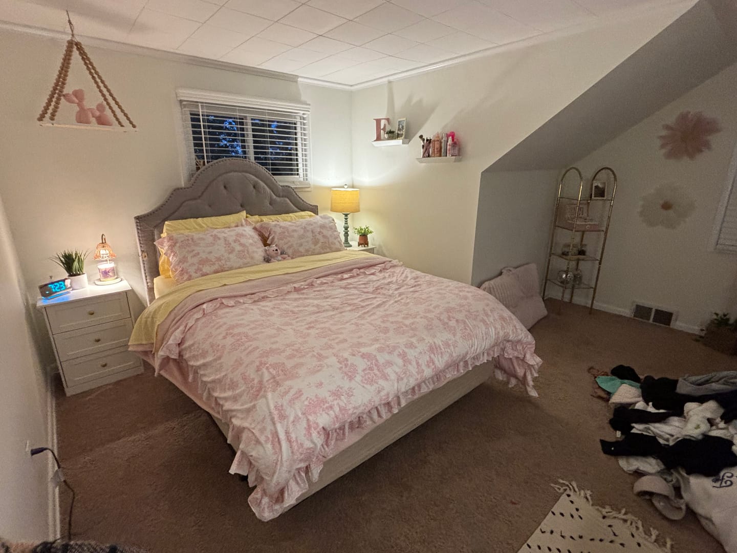 Customer photo review of MarshMellow Comforter