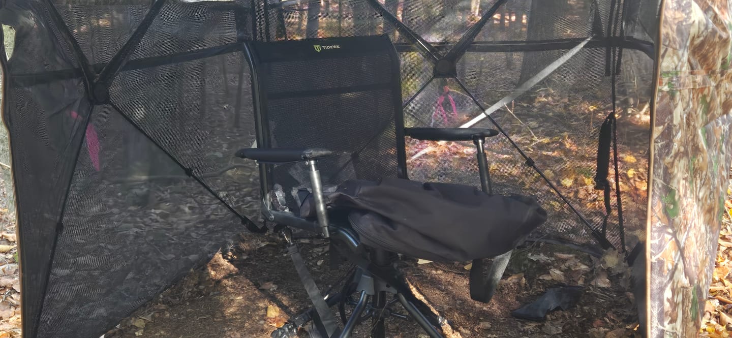 Customer photo review of VisX/VisMax 270 Degree See Through Pop Up Hunting Blind
