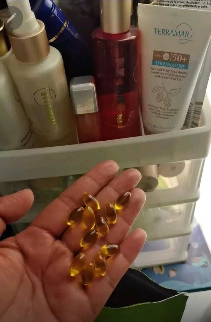 Customer photo review of Aceite de Orégano con Semilla Negra | 300 Cápsulas