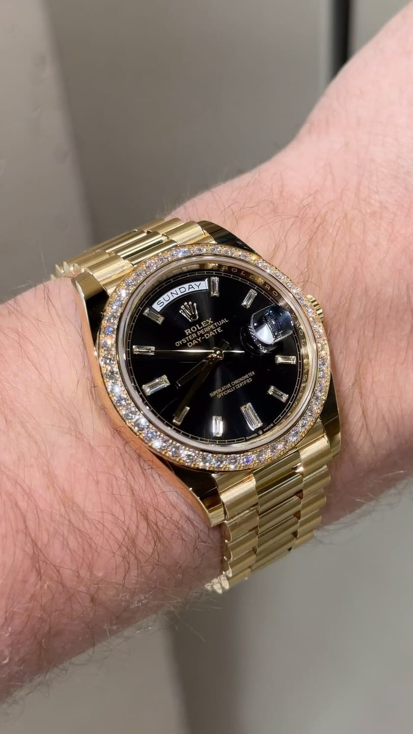 Customer photo review of Day-Date 40mm Presidential 228348RBR Diamond Bezel Baguette Onyx Dial