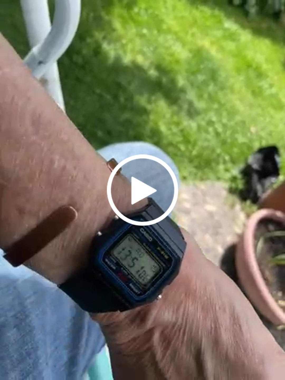 Customer video review of Reloj Casio Vintage F-91W-1DG Clásico Líneas Azules