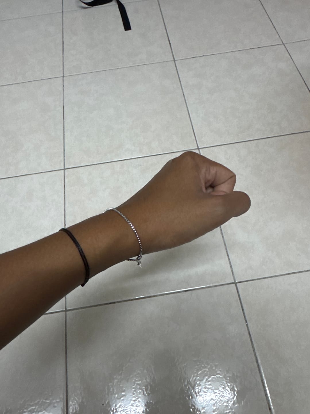 Customer photo review of Taylor Minimal Bracelet