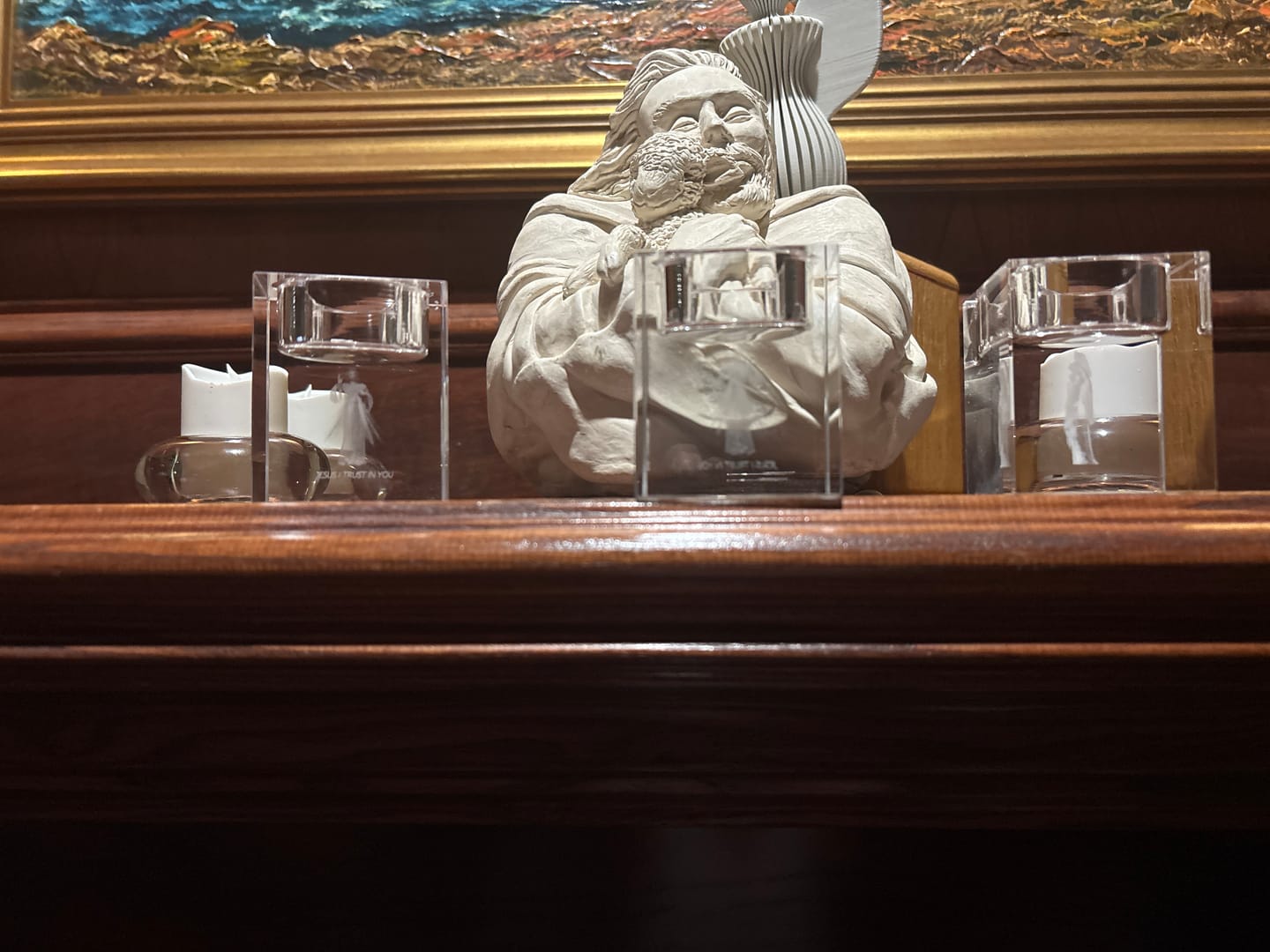Customer photo review of Christianartworkshop Luminous Tealight Compatible Inner Engraved Holy Figure Crystal Holder: A Symbol of Peaceful Prayer Atmosphere