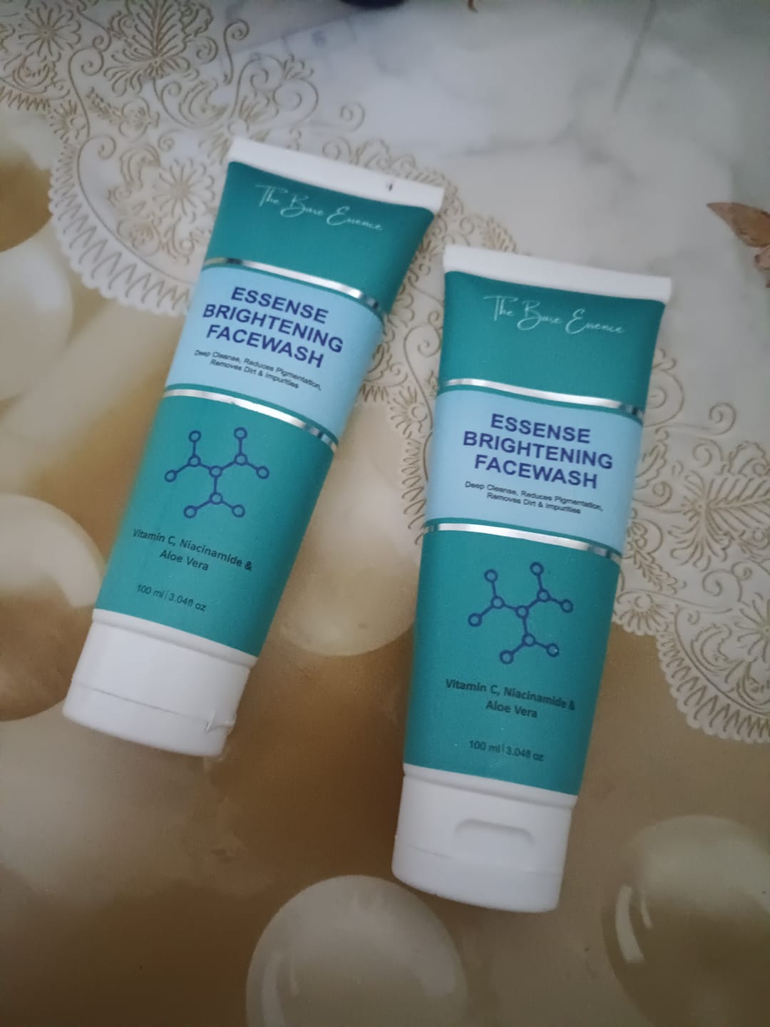Customer photo review of Pack of 2 Essense Brightening Facewash