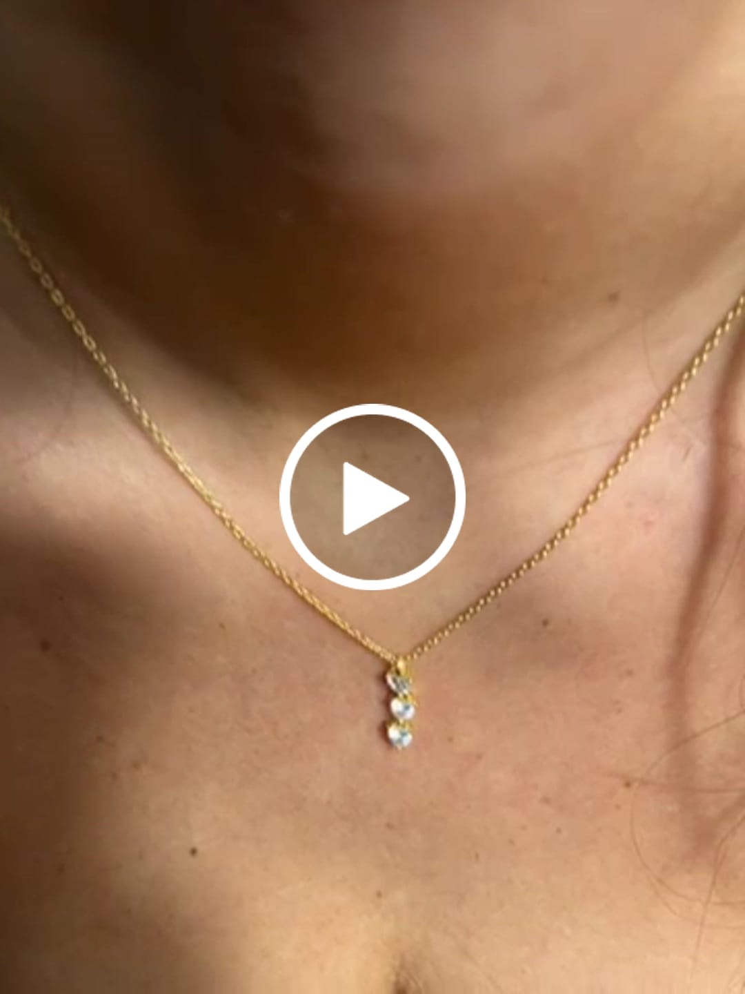 Customer video review of Collar Amores
