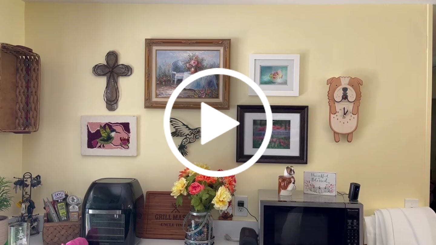 Customer video review of Rosie the Bulldog Pendulum Clock