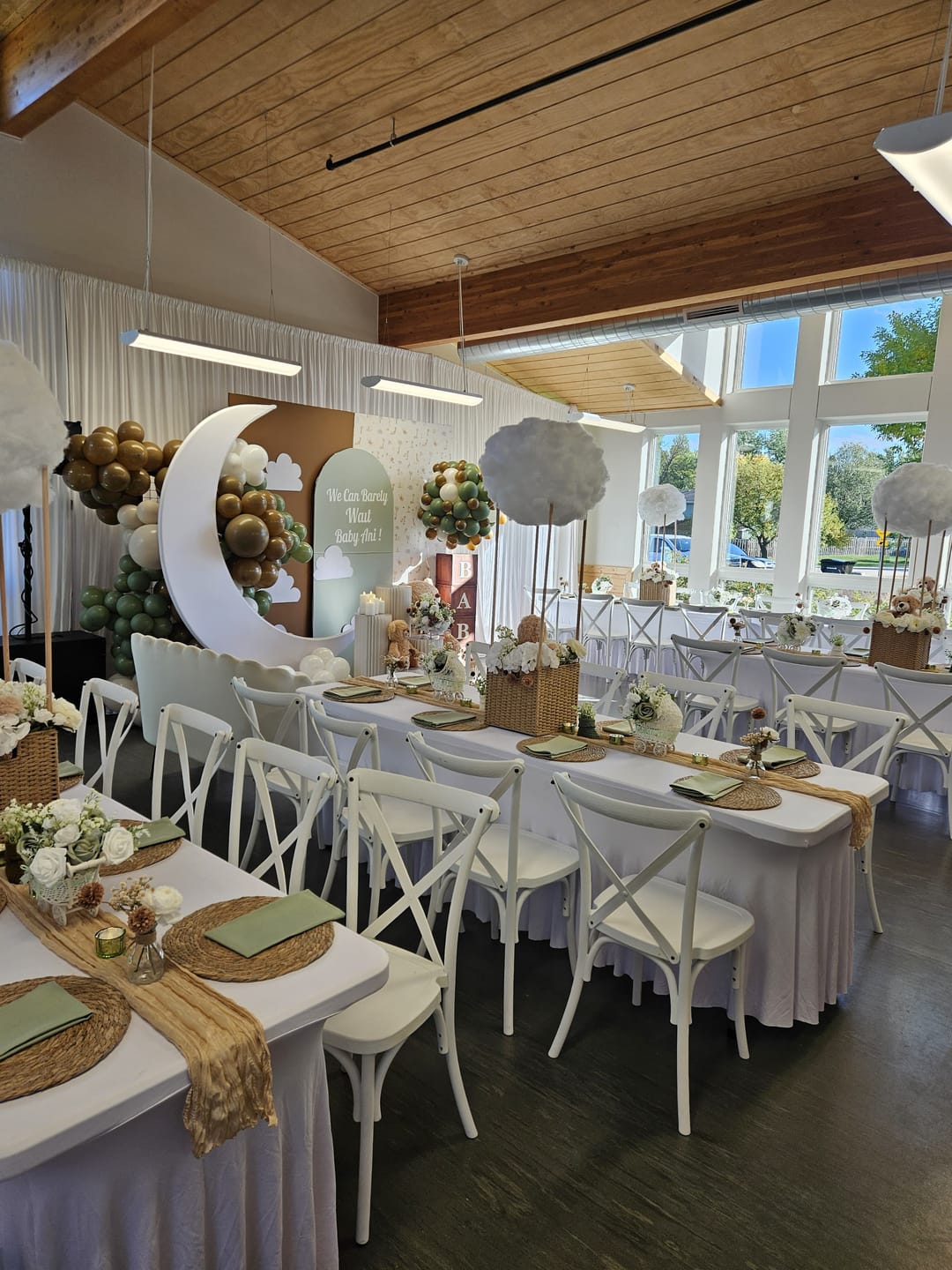 Customer photo review of 6.5ft Portable Crescent Moon Shape Stand for Baby Showers & Birthday & Wedding Events