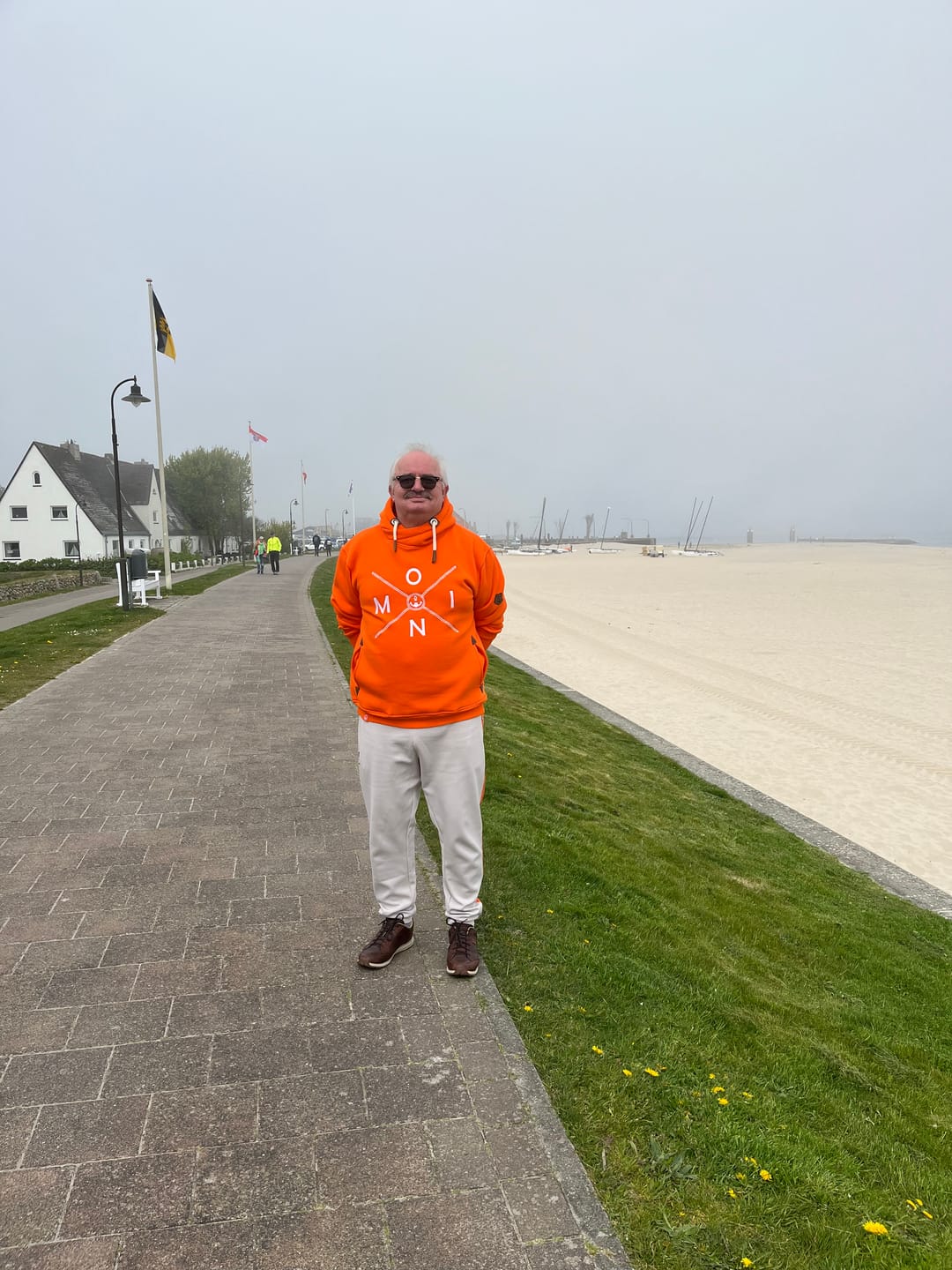 Customer photo review of Mooinzen · Unisex Bio Jogger Zipper