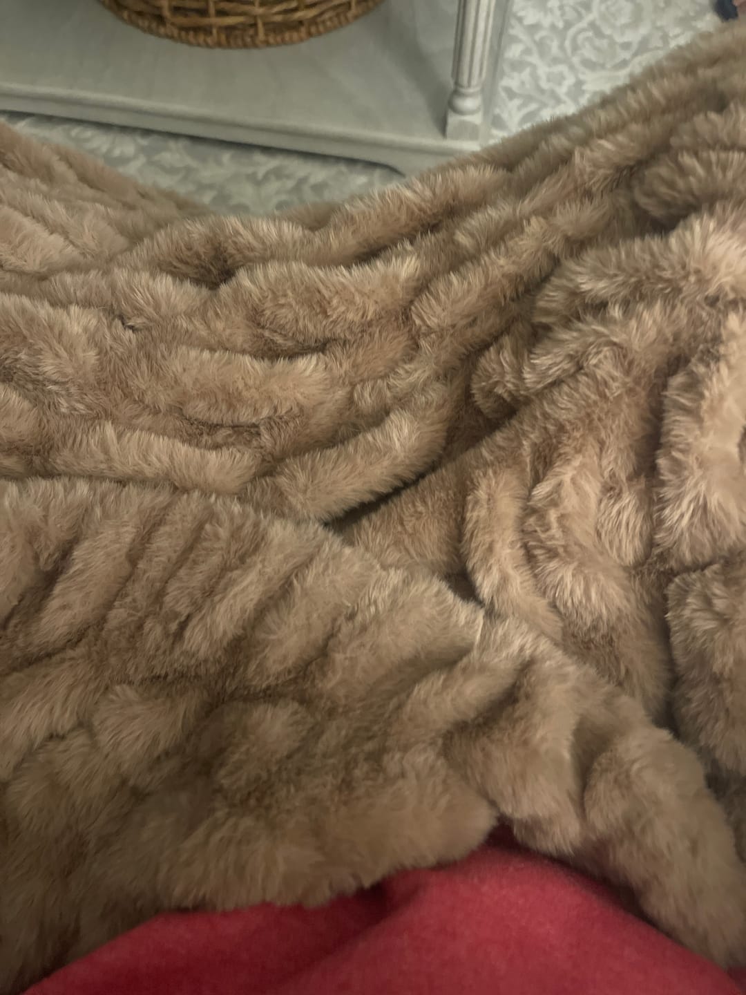 Customer photo review of Hugs Milk Chocolate Blanket