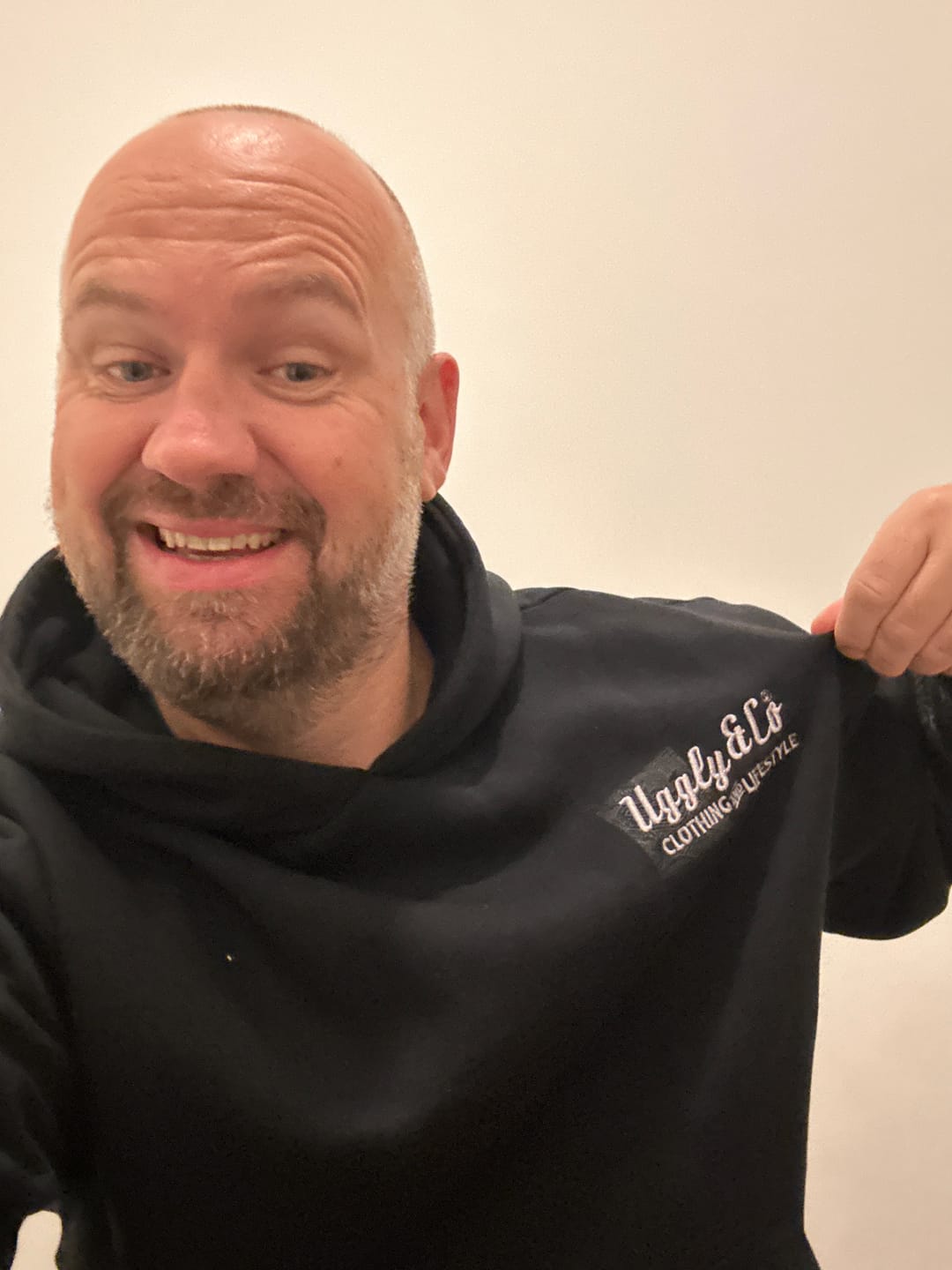 Customer photo review of Black Surf Diamond Hoodie
