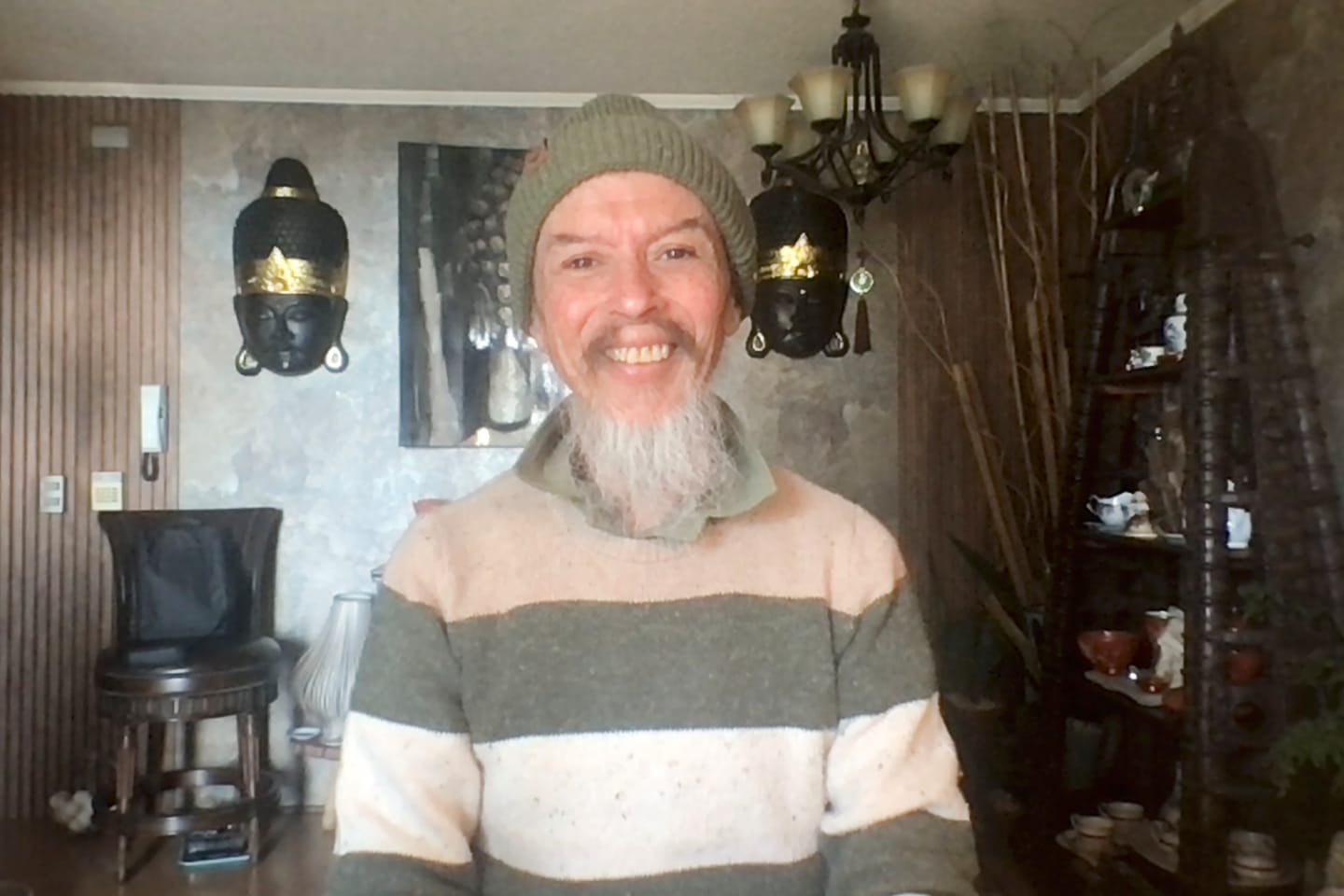 Customer photo review of Gorro Tyler Olive
