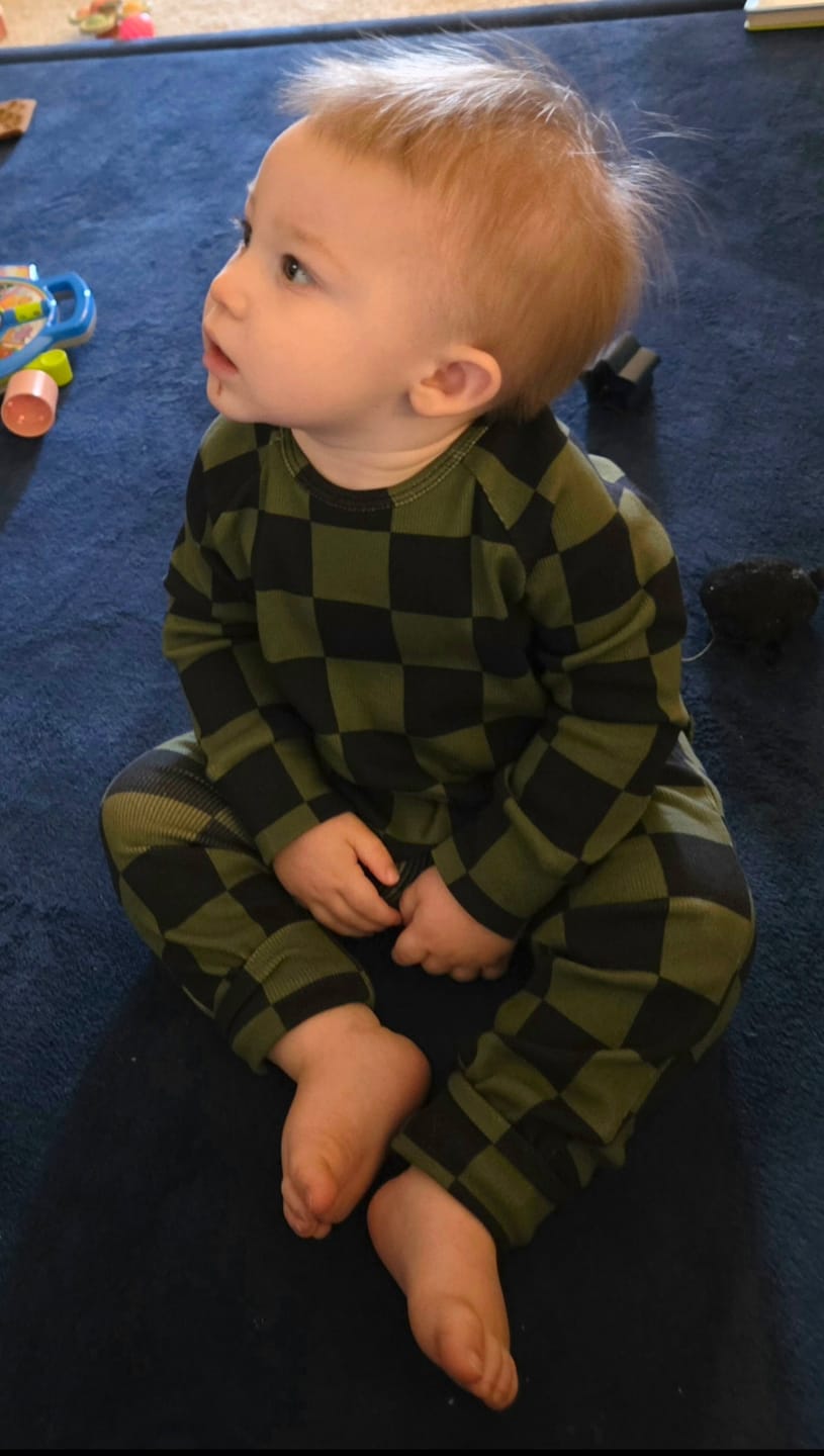Customer photo review of Organic Ribbed Set in Black + Olive Checkered