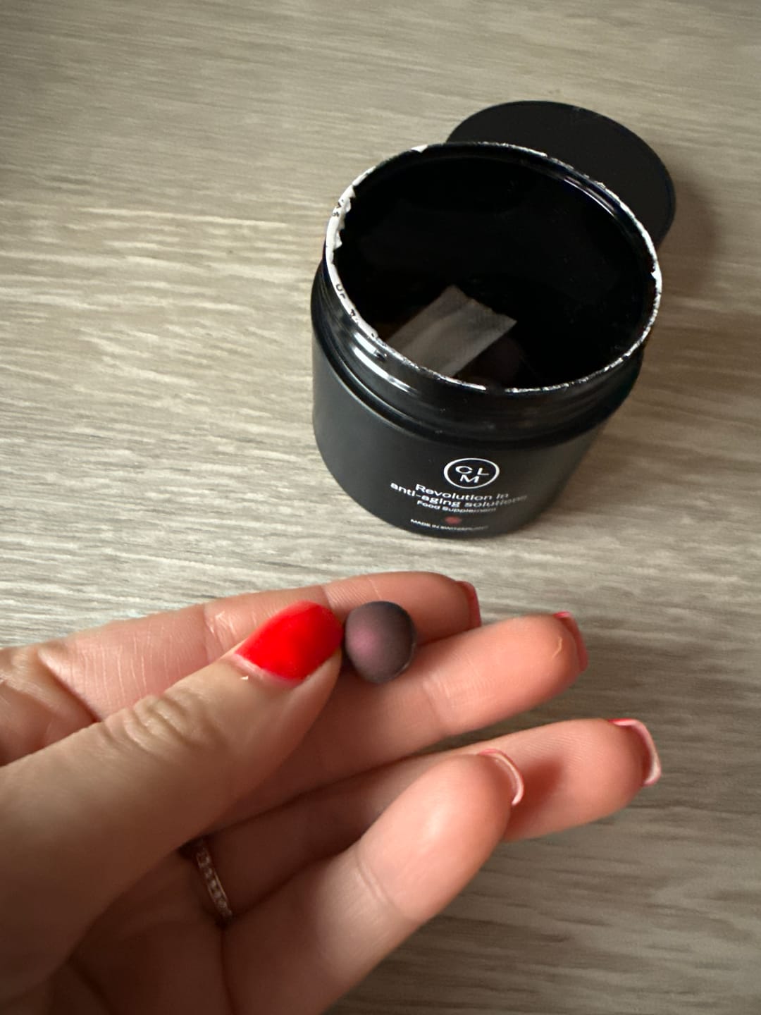 Customer photo review of Papildai Grožio kapsulės Revolution in anti-aging solutions