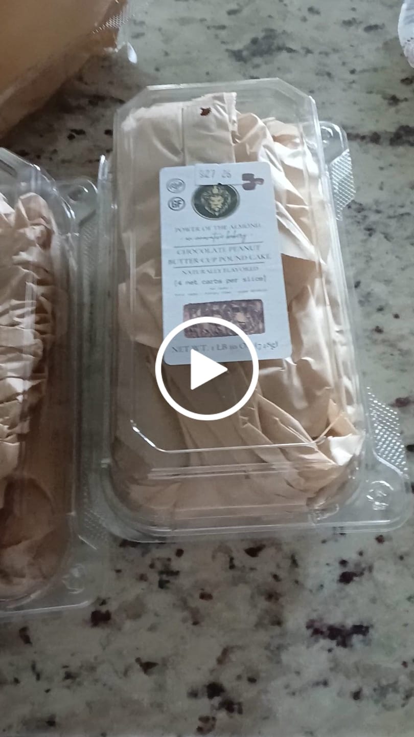 Customer video review of October Bakehouse Low Carb Lifestyle Pound Cake