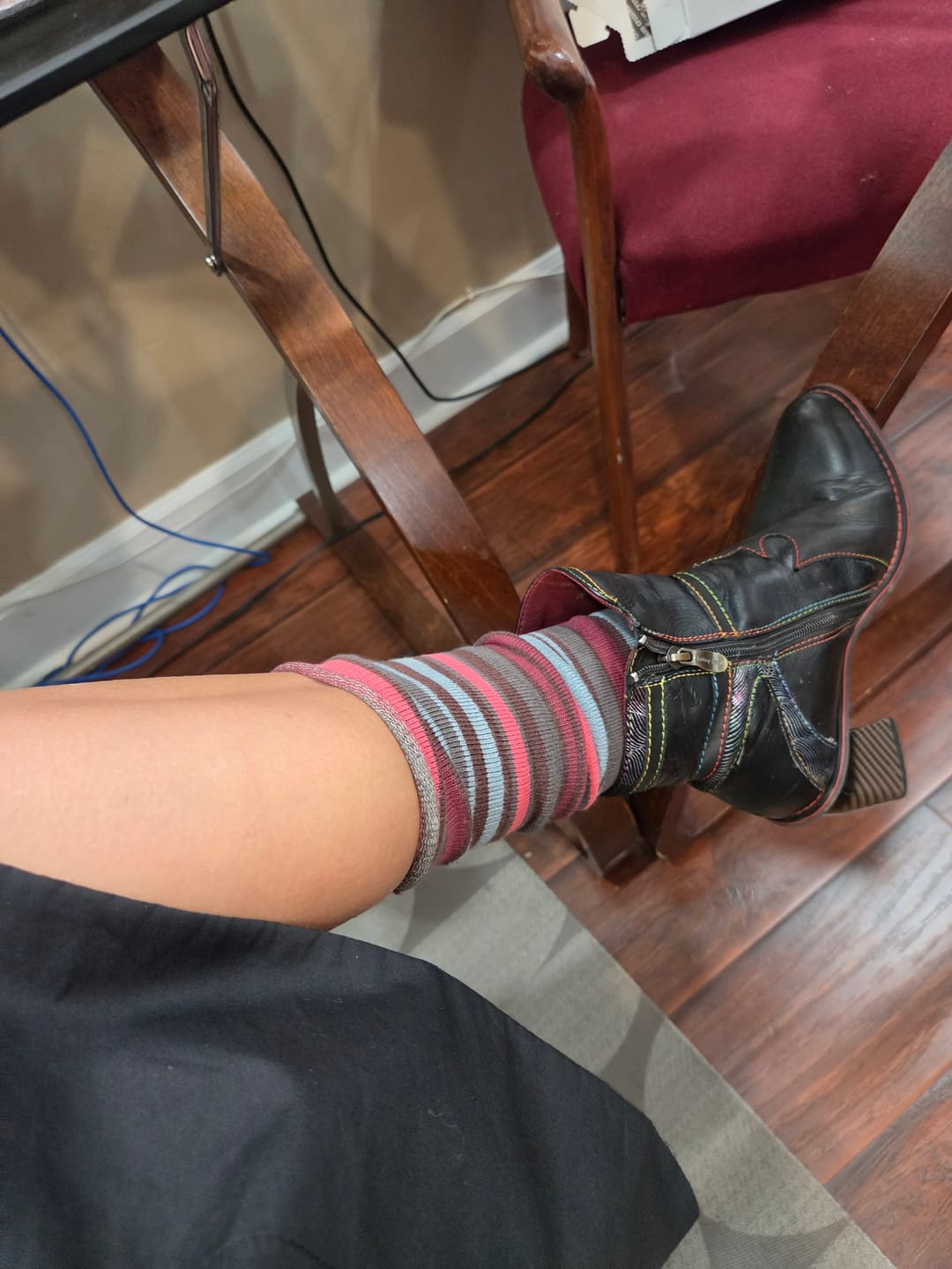 Customer photo review of Women's Roll Top Organic Cotton Knee High Socks - Variegated Stripe Ash Brown