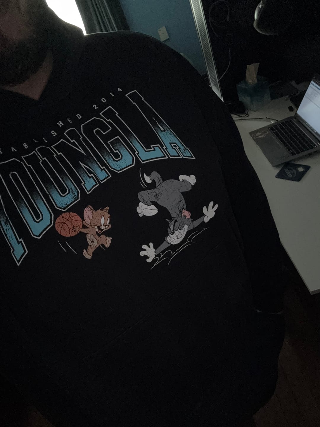 Customer photo review of 5047 - Tom & Jerry Pullover