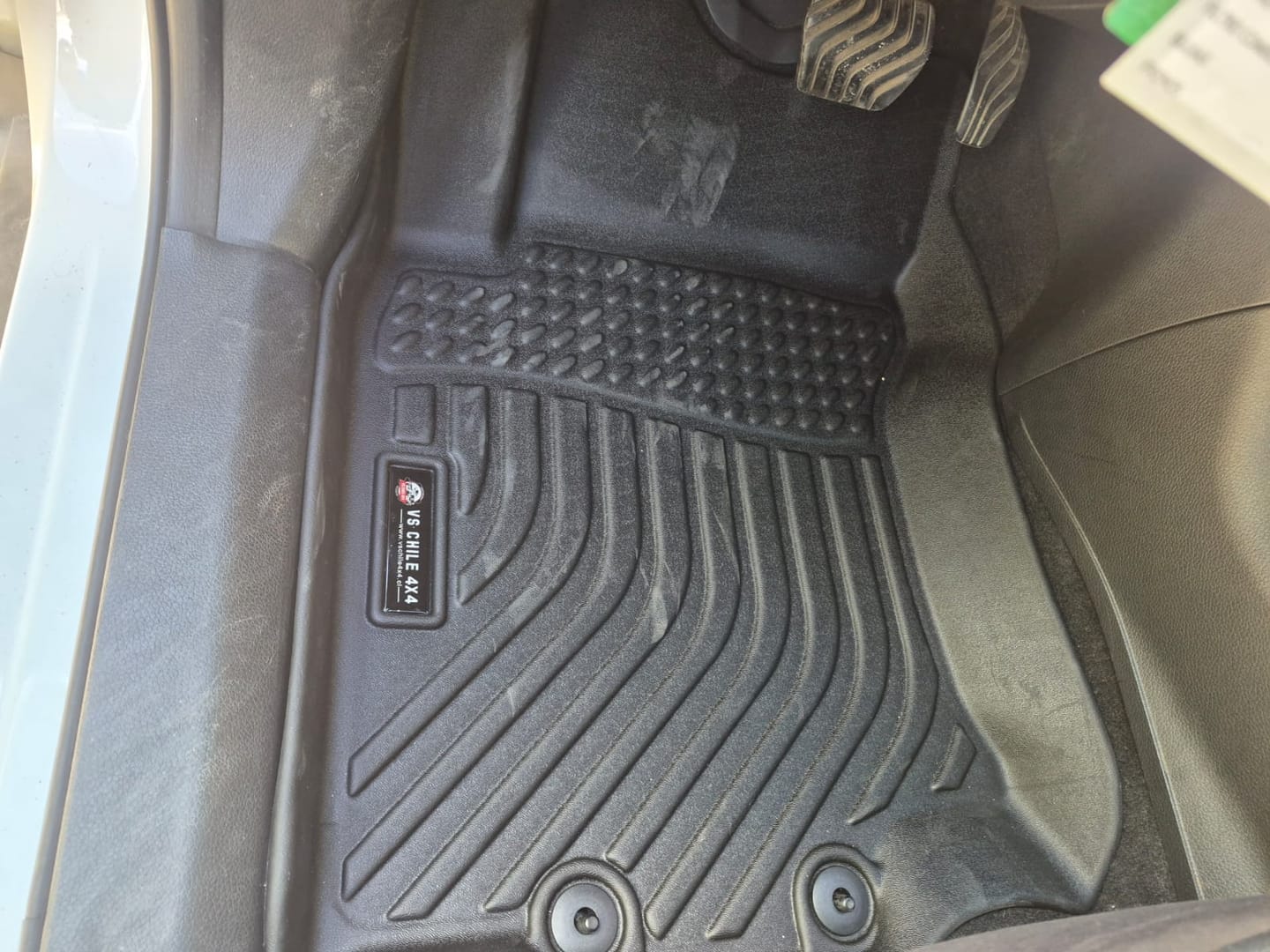 Customer photo review of Pisos Calce Perfecto NISSAN XTRAIL X-TRAIL  años 2015 al 2022
