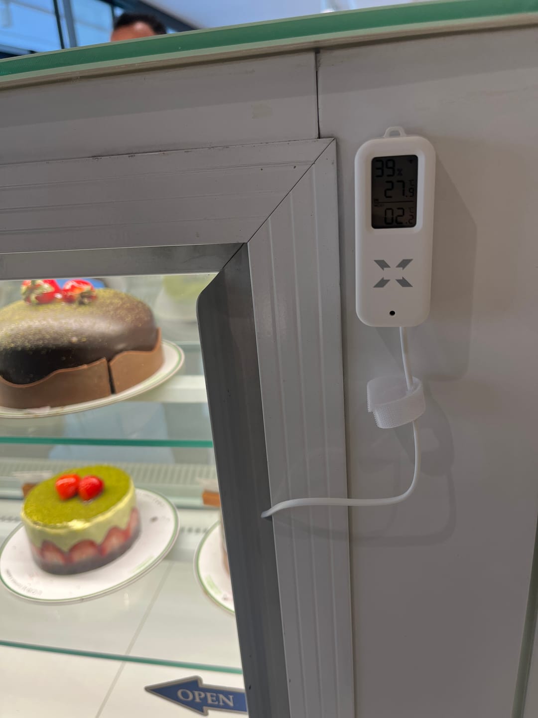 Customer photo review of Dijital Termometre | Akıllı, Su Geçirmez Problu, WiFi, Sıcaklık ve Nem Sensörü (X7509)
