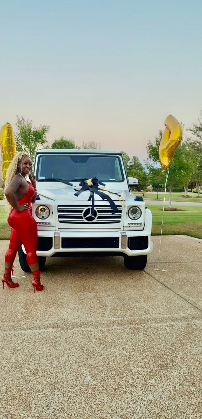 Customer photo review of Selena Capri