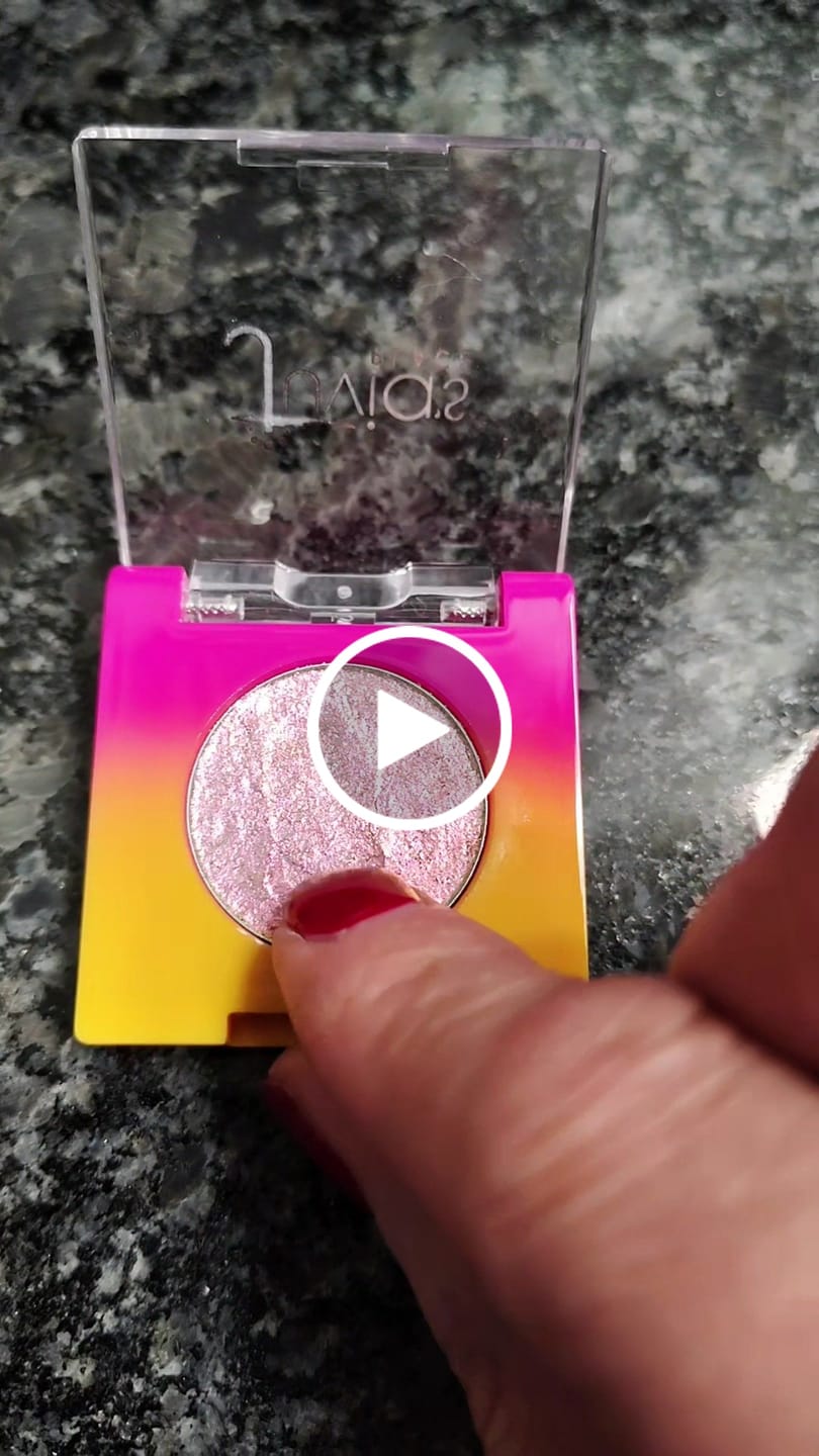 Customer video review of My First Blush Palette